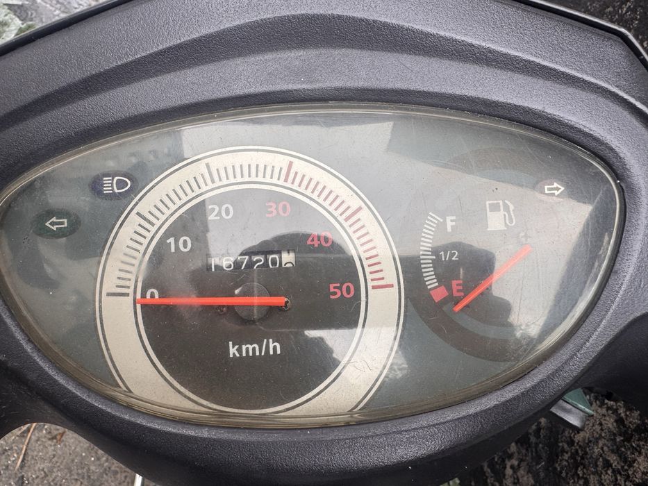 Продам скутер м8 125 куб