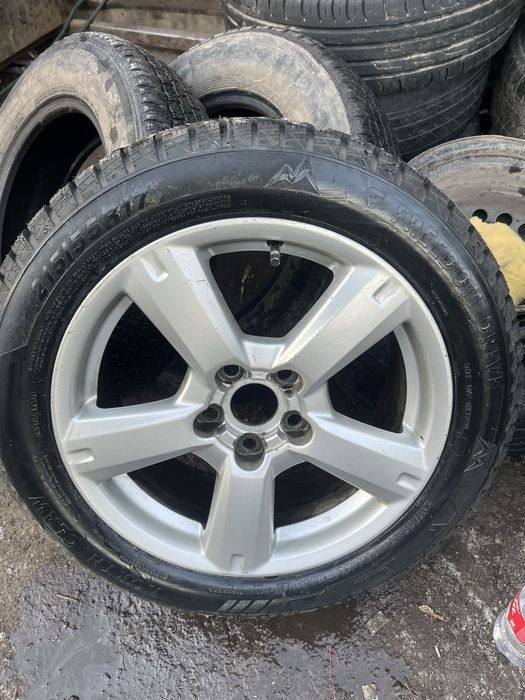 Продается шина вместе дисками комплекте