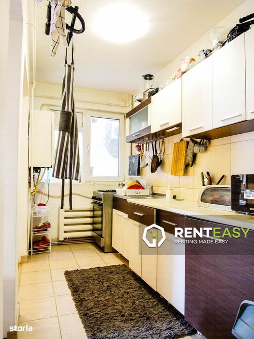 Inchiriere apartament cu trei camere situat in Centru - Piata Unirii