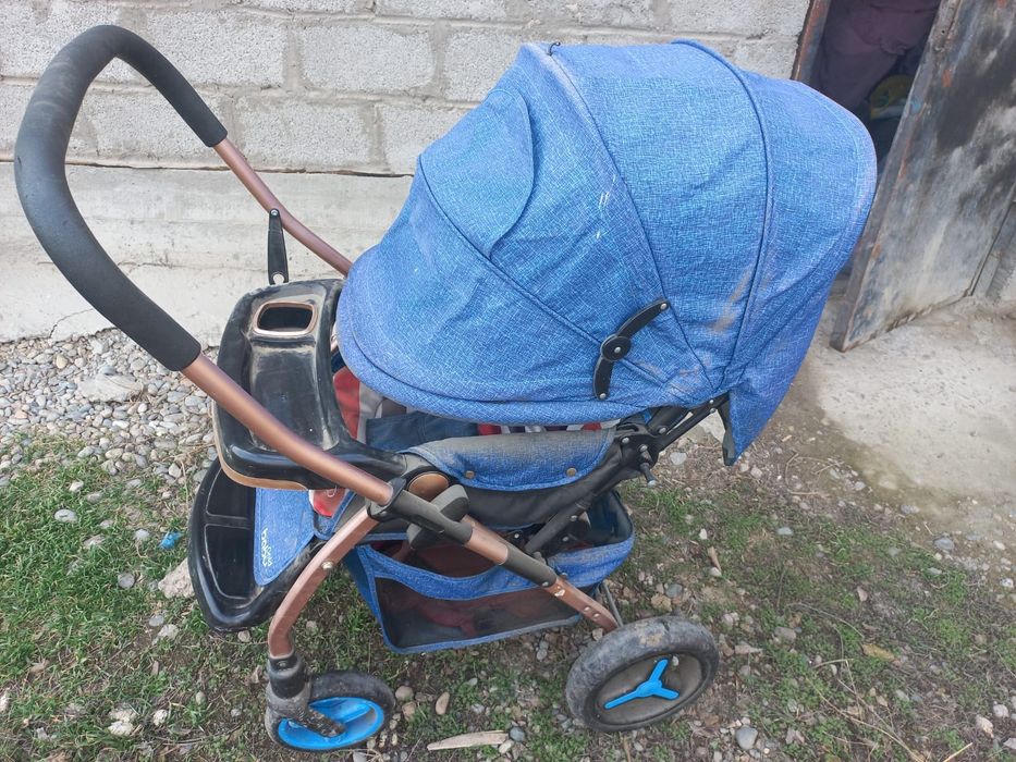 Каляска в хорошем состоянии