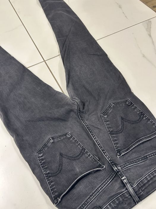 Levi’s черни прилепнали дънки без забележка