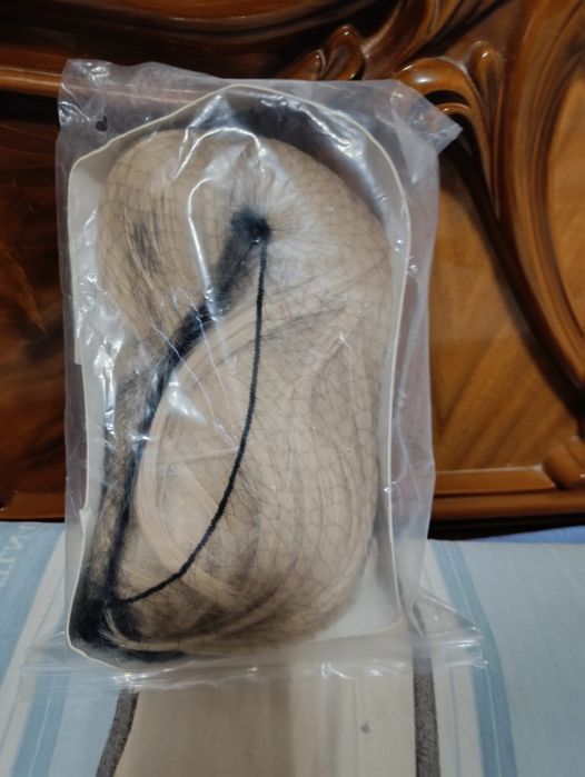 Парик блонд каре