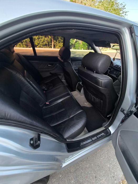 Продаю своя BMW E39