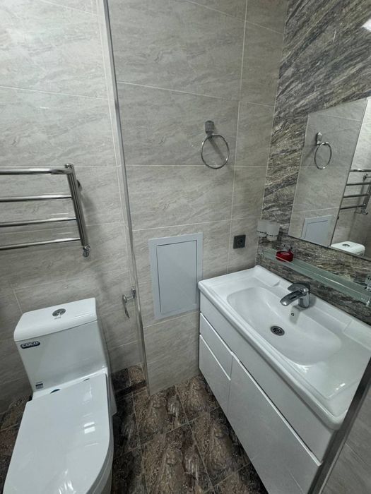 2 х комнатная квартира беруни студент