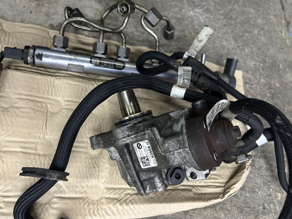 Kit injectie bmw f10 f11 f07 f30 f31 injectoare 184 cai 218 cai