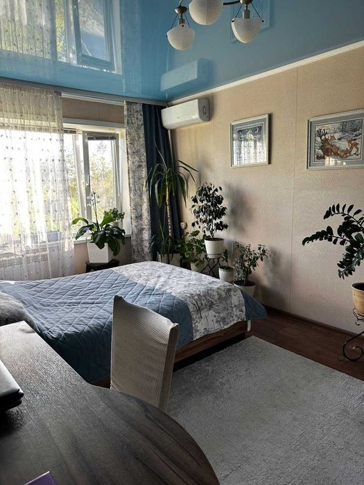 Продам 2 комнатную квартиру