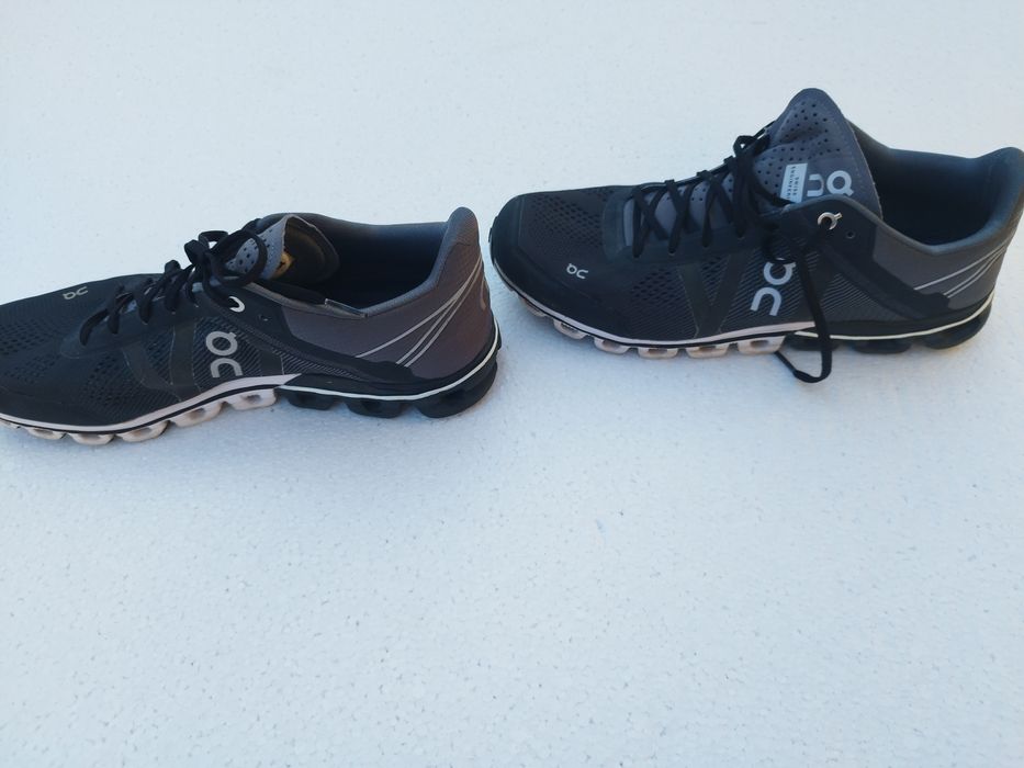 Pantofi alergare/ trail running On Cloud running, 45