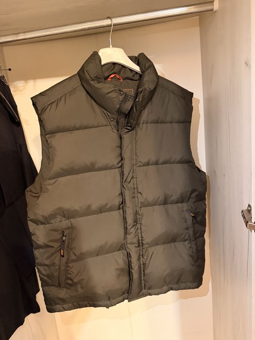 Vesta banana republic