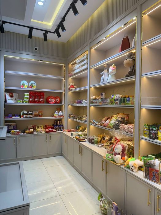 Мебель в Магазин готовый