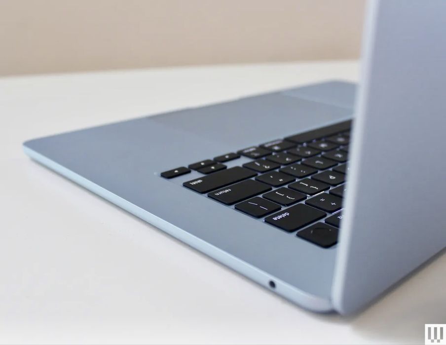 MacBook Air M4 15” Dyum Ideal Noutbuk ( Макбук - Ноутбук )