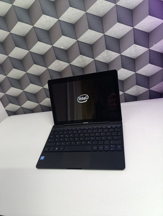 Mini laptop 2 în 1 oddys germany procesor Intel  școală sau diagnoza