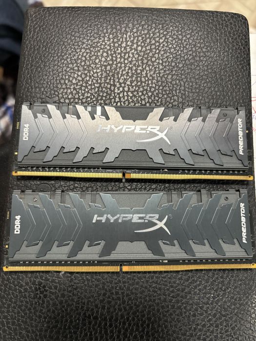 Продам HyperX DDR4 8Gb Predator