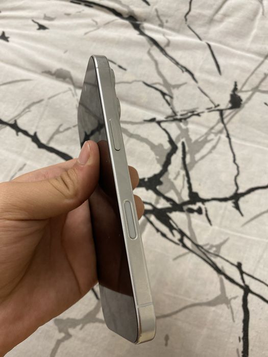 Iphone 16pro на запчасти