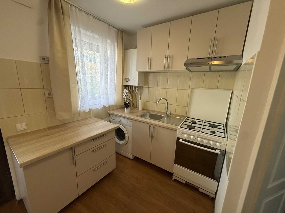 Inchiriez apartament cu o camera