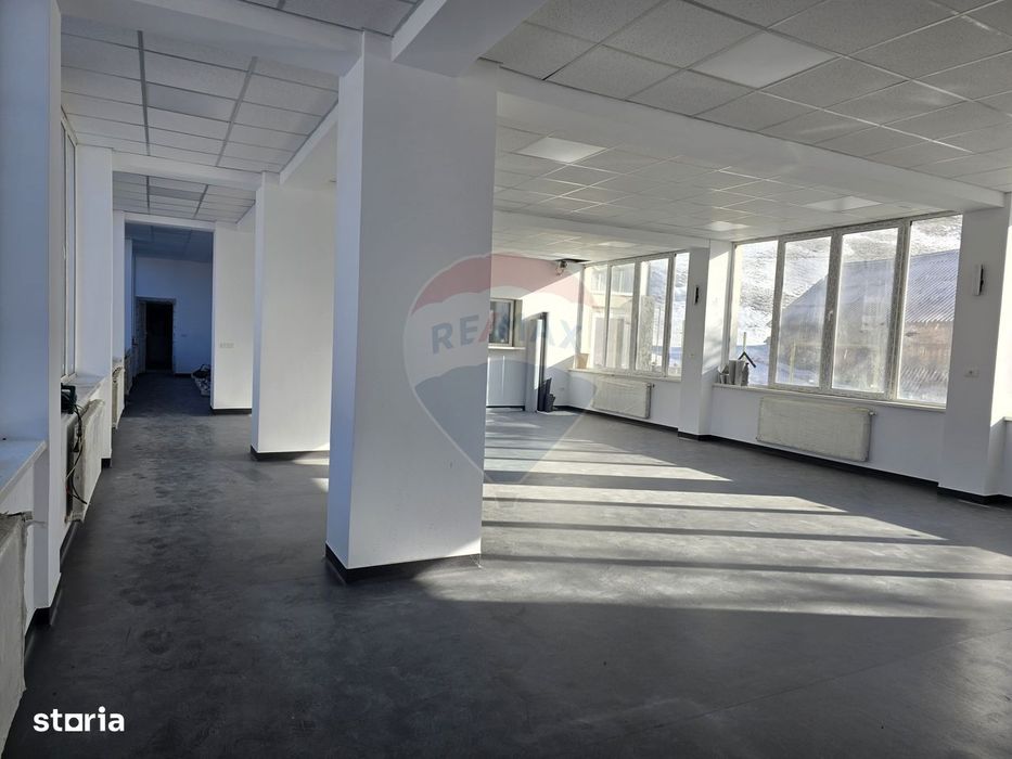 Vila / Pensiune / Camin / Azil seniori, zona superba Moeciu, parcare