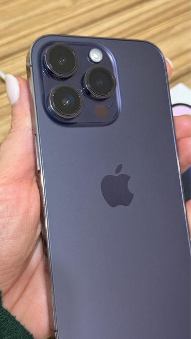 Vând iPhone 14 pro