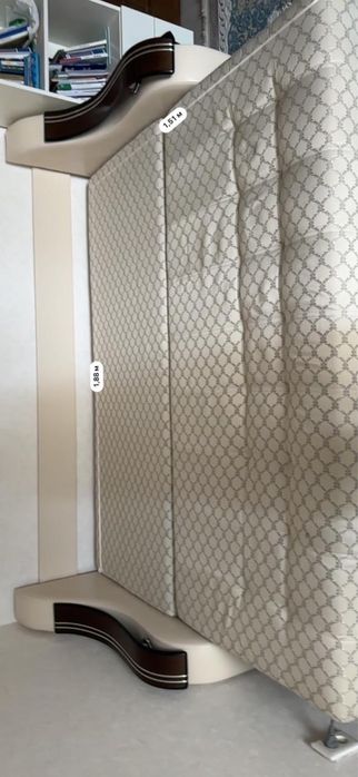 Диван и кресло. Состояние идеальное