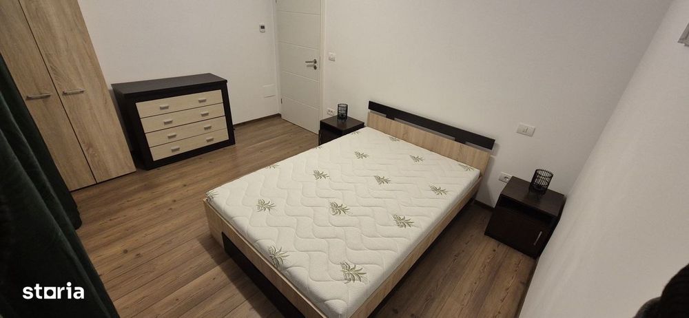 Închiriez apartament 2 camere și 2 locuri de parcare