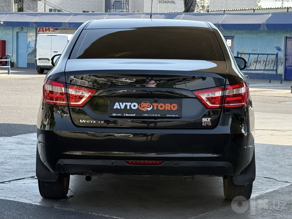 Lada Vesta 1.8L MT 2019 год