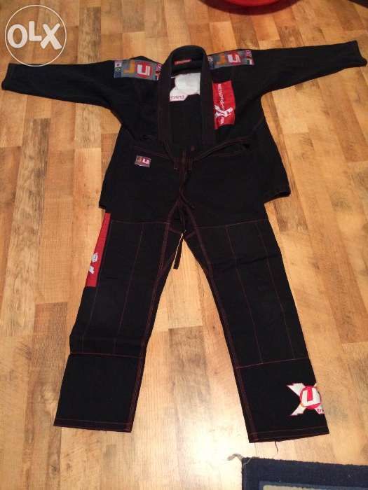 Jiujitsu gi negru