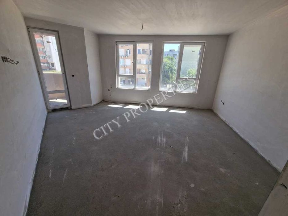 Продава се Тристаен апартамент в Благоевград, Еленово 2 - 101 кв.м за 849 €/кв.м - Снимка #2