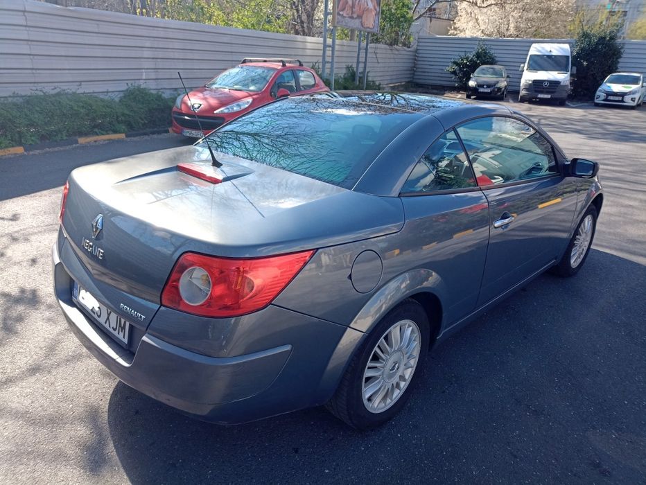 Renault Megane cabrio/ 2007  / 1.6 benzina / A.C / panoramic /decapotare ELECTRICA