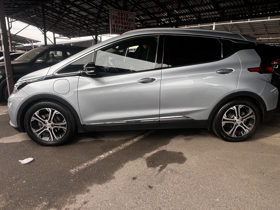 Shevrolet bolt full