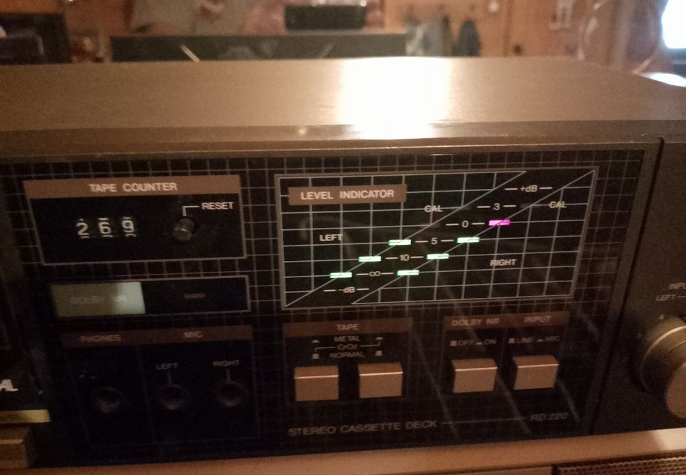 Sanyo RD 220 Stereo Tape Deck