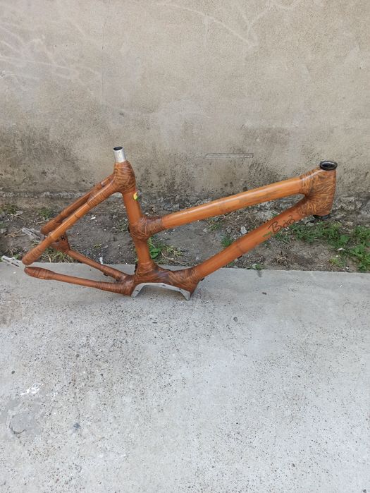 Cadru bicicleta electrica bamus citește anunțul