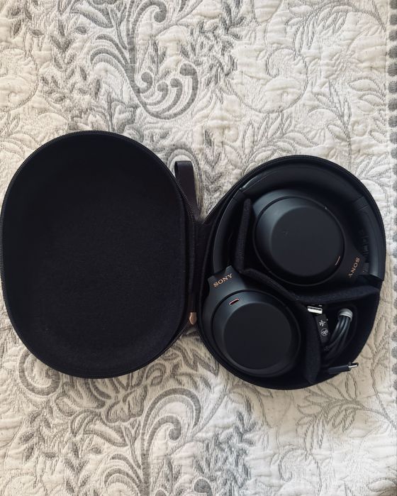Sony WH-1000XM4 — оригинал, идеальное состояние