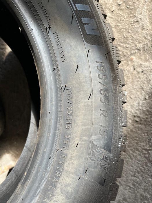 Продам зимние шины Мешлен
