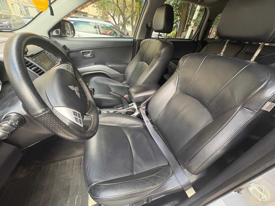 Mitsubishi Outlander 2.2 DI-D 177 CP 4x4 an 2012  Euro 5 – 225.000 km