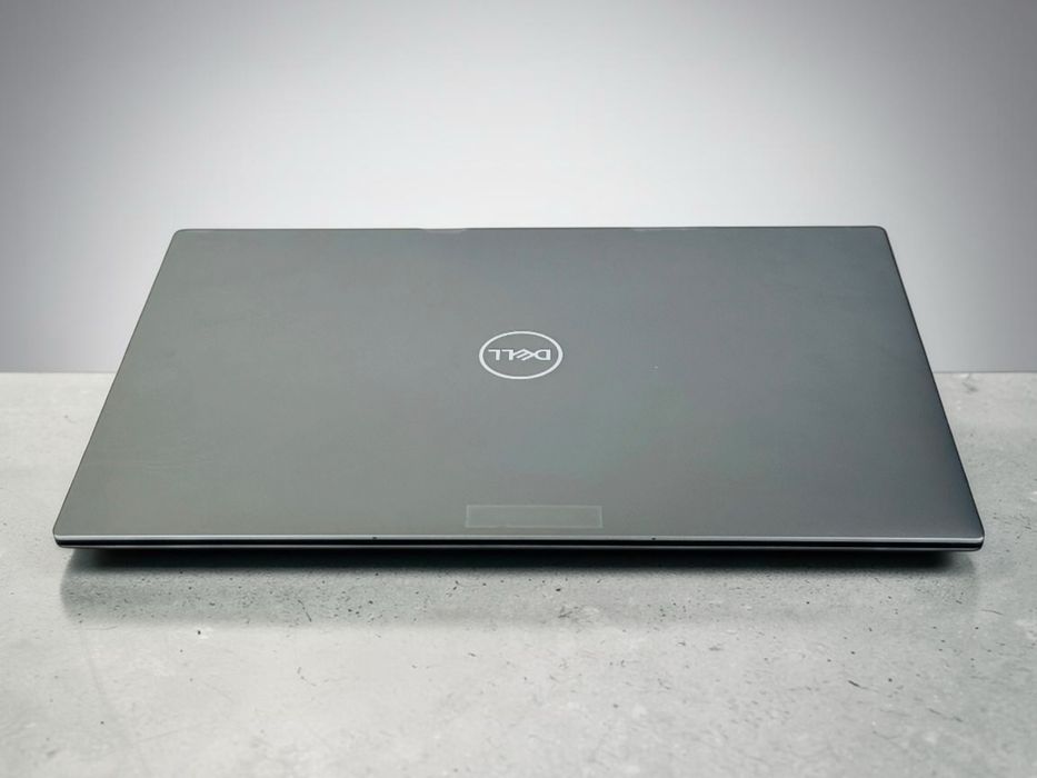Лаптоп Dell Precision 5560 15" FHD+ i7-11850H 16RAM 512SSD T1200 4GB Перфектен! Гаранция!