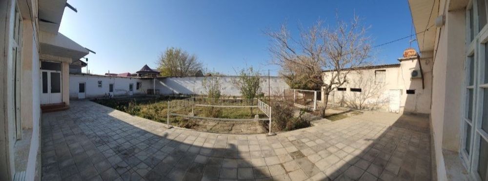 Тезда ховли уй сотилади