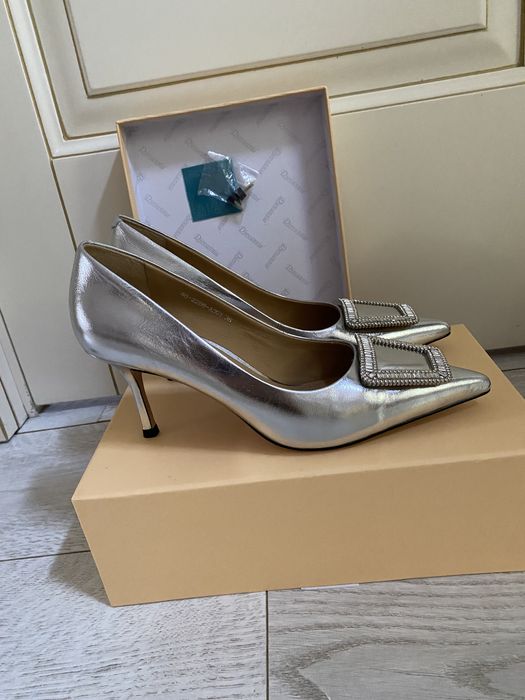 Продам женские туфли