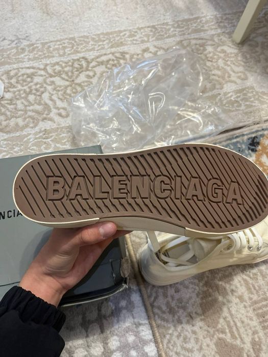 Balenciaga paris low 43 size