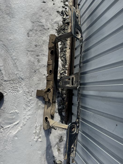 Телевизор ауди 80 б3