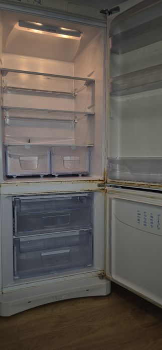 Хладилник  INDECIT