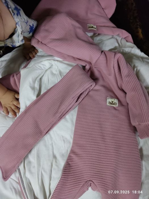 Зимние комбинезоны