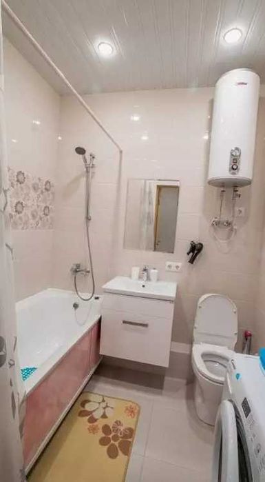 Дава се под наем Тристаен апартамент в Пловдив, Остромила - 79 кв.м за 270.3 € - Снимка #5