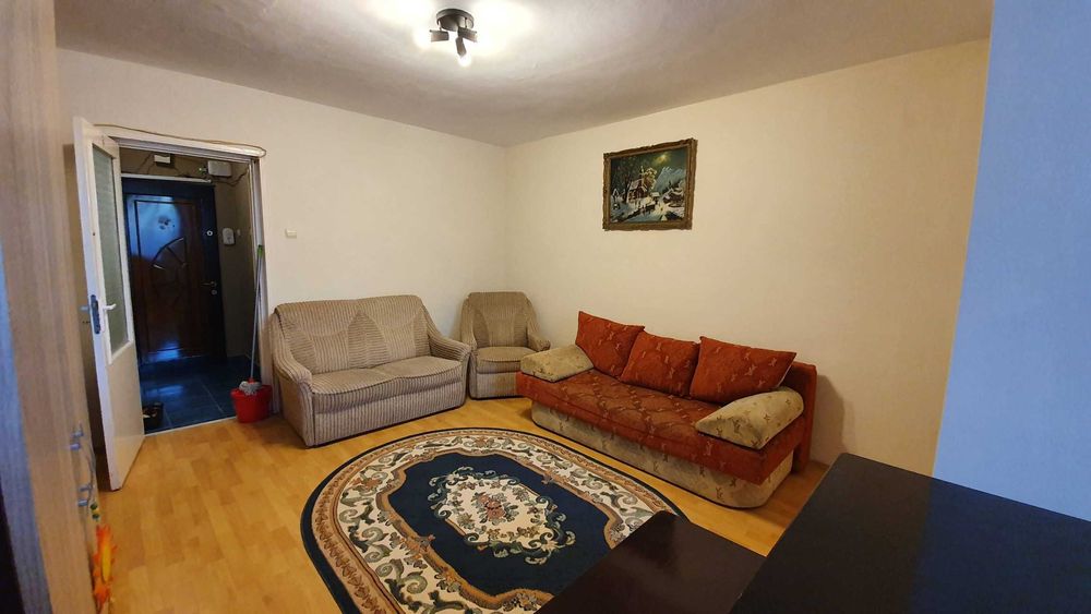 Închiriez garsonieră modernă 32 mp, tip D, etaj 1 – str. Aluminei 72 (fără intermediari)