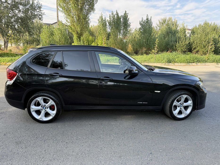 BMW X1 2010 — imagine 2