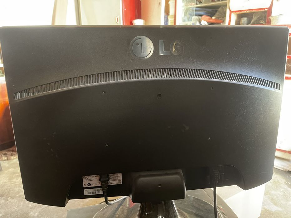 Monitor LG 23 inch (60 cm)