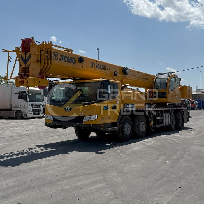 Avtokran XCMG 50 tonnalik