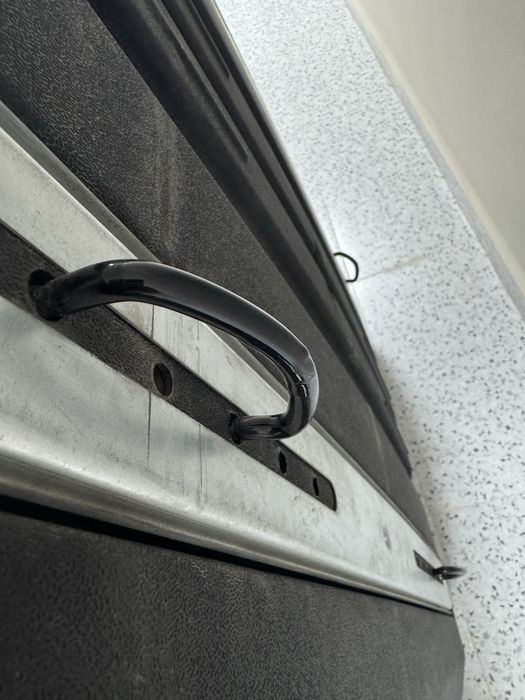 Автобокс  Багажник для автомобилей пенал