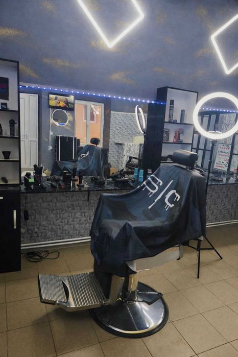 Post frizerie in chirie