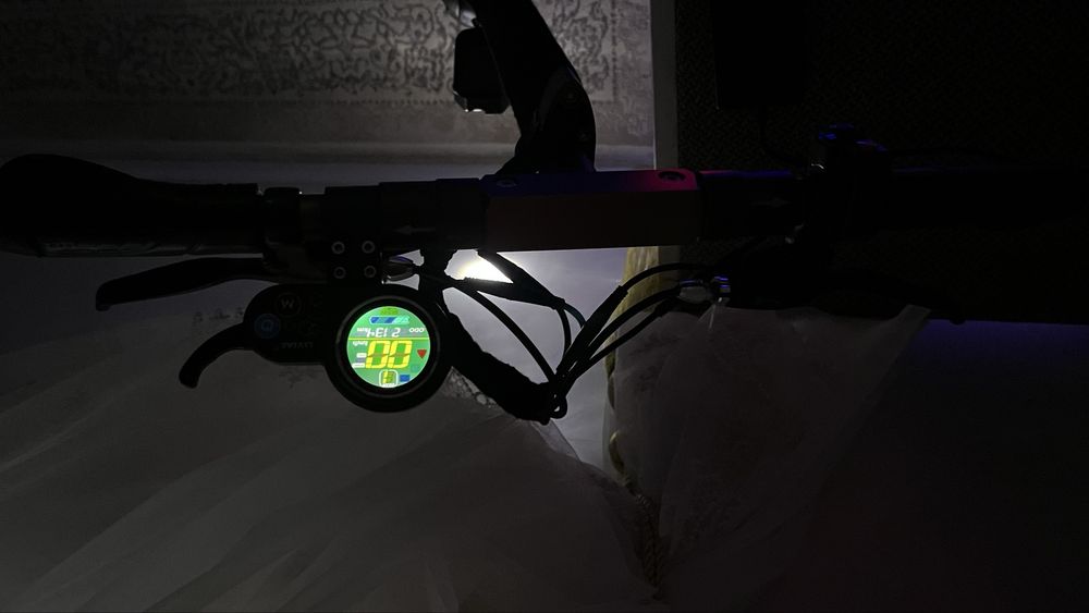 Электросамокат Kugoo M4