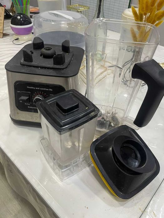 продам блендер бу