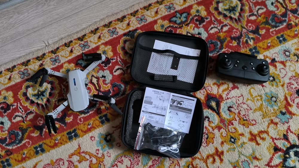 Дрон для детей e88