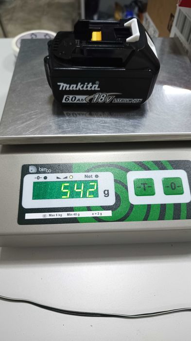 Батерия Makita 18V-6Ah/9Ah-чисто нови, неизползвани!